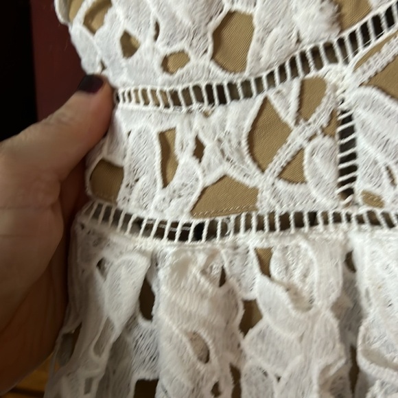 SANS SOUCI White/Tan Eyelet Detail Dress w/Spaghetti Straps, Sz Small, GUC. - Picture 8 of 11